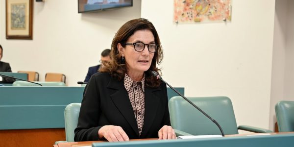 c7d66fec-15c6-4c7b-be8d-86d1b7be6b26